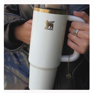 Stanley Quencher Luxe H2.0 Tumbler | 30 OZ Pale Stone Snakeskin NIB NWT